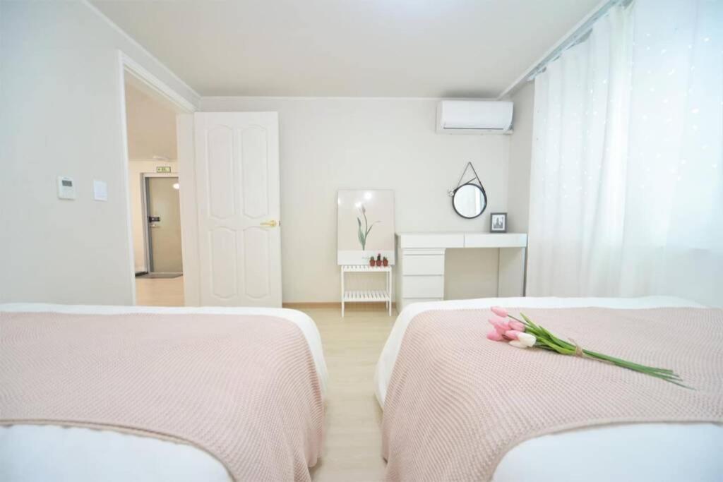 Lovely House Seoul Bagian luar foto