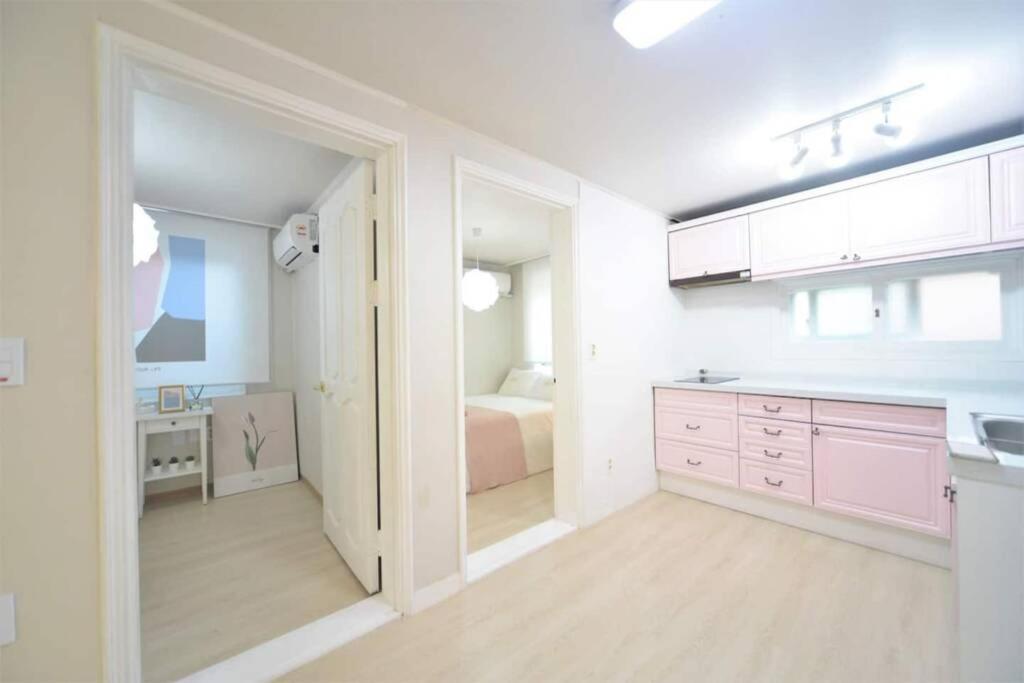 Lovely House Seoul Bagian luar foto